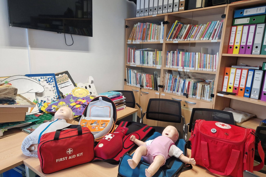 Djelatnici Dječjeg vrtića Tamaris prošli edukaciju prve pomoći s posebnim naglaskom na postupanje kod djece
