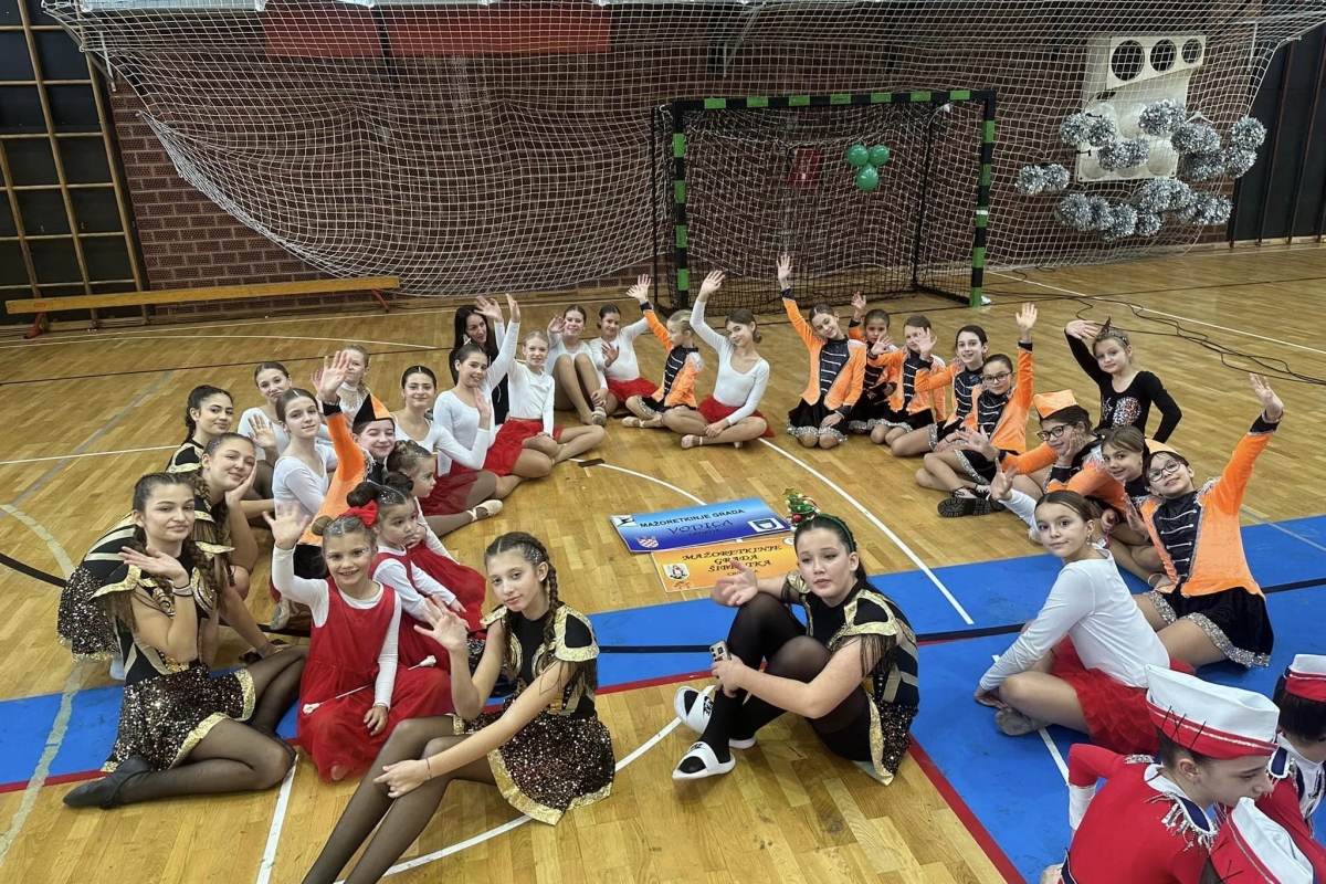 Mažoretkinje Grada Vodica ostvarile izvanredne rezultate na Velika Gorica Christmas Open