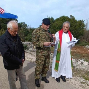 db754662-abea-43c5-a020-ad748006d3d0