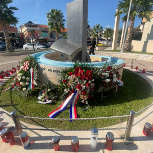 a674fc30-e2bc-40df-ac46-c849b792ccee