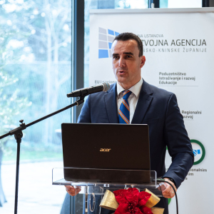 božićni domjenak (12)