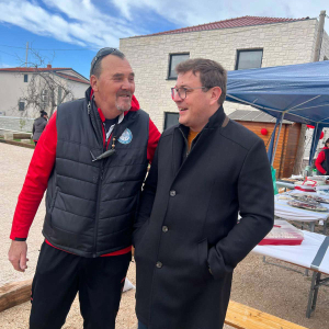 d83f8d94-cbd6-451f-a7fe-38ae7aed1c96