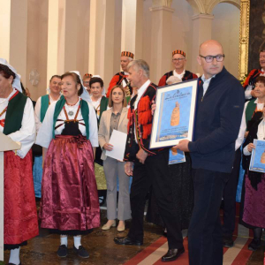 669706000_10235102983741528_3008960669363566836_n